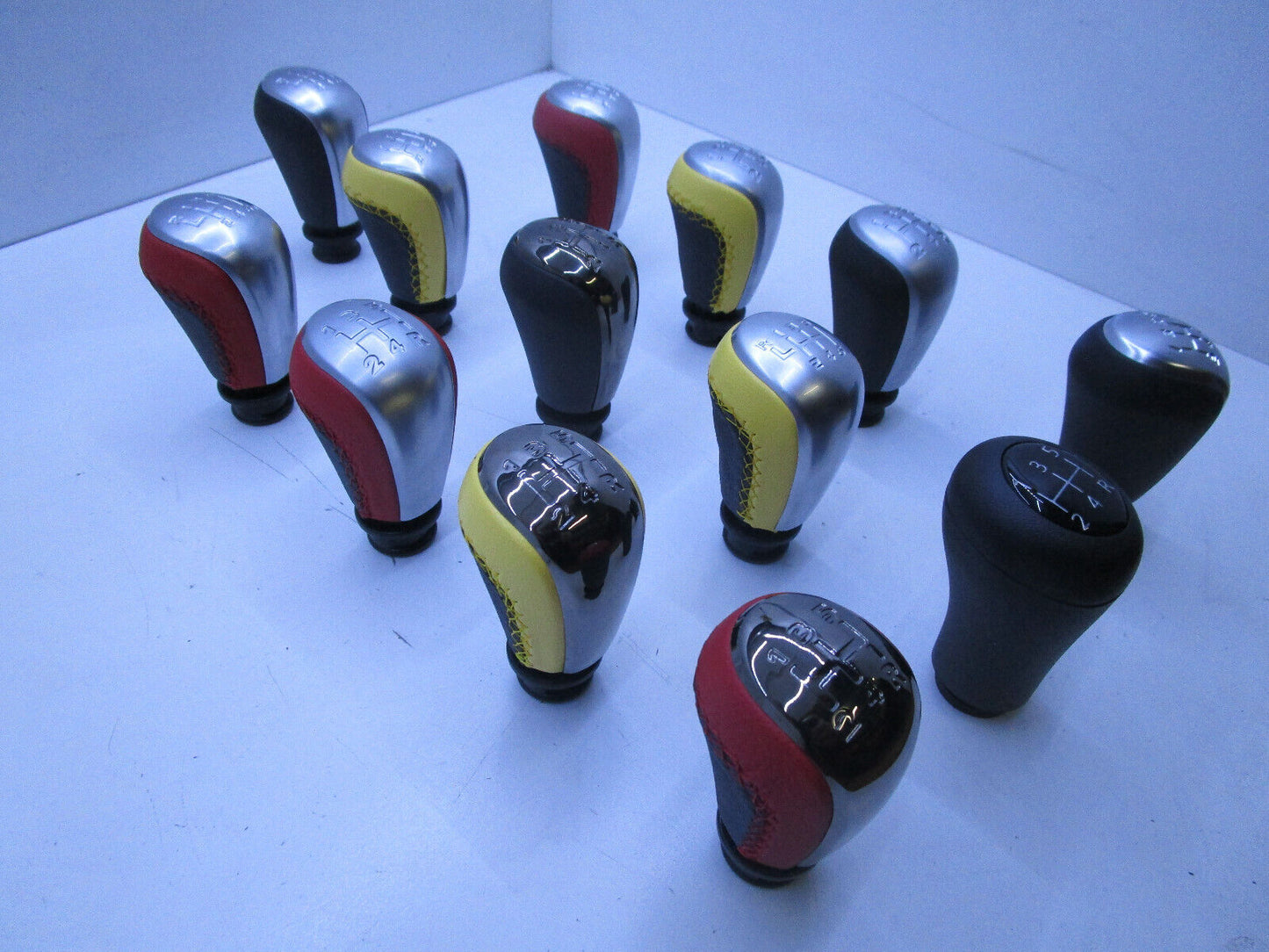 X-1 Manual Gear Shift Knob FOR HOLDEN COMMODORE VS VT VX VU VY VZ VE V6 & V8