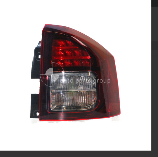 GENUINE RIGHT TAIL LIGHT FOR JEEP COMPASS MK 7/2011-12/2016 WAGON