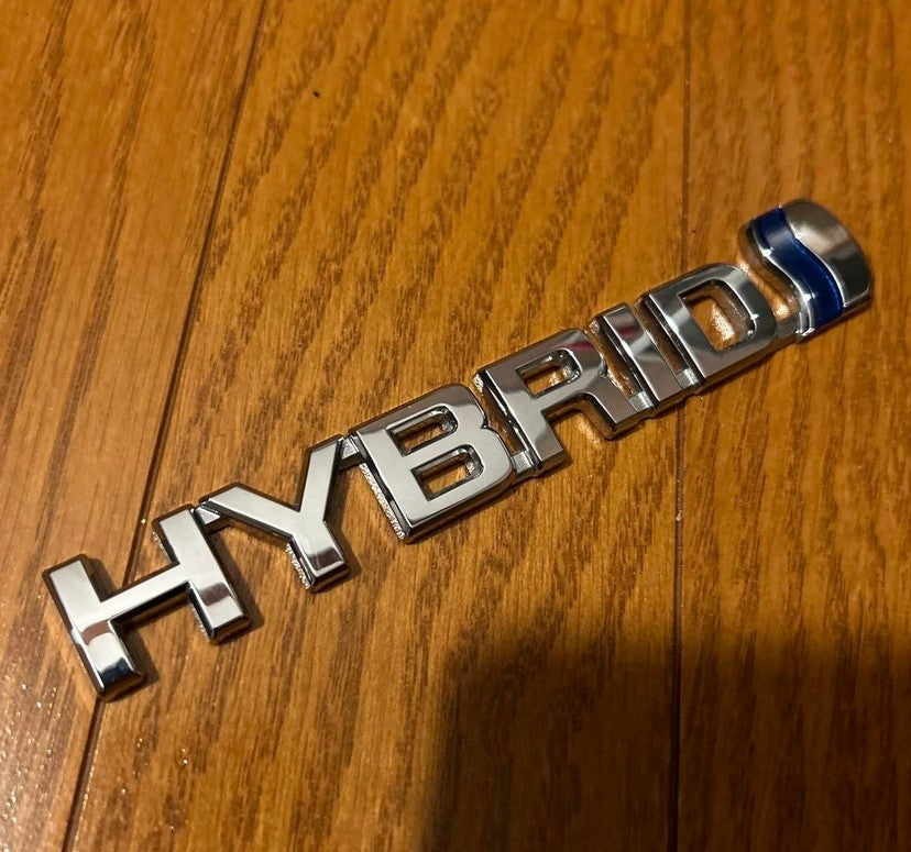 Genuine RIGHT FRONT GUARD BADGE FOR TOYOTA C-HR ZYX10R 10/2019-ON HYBRID