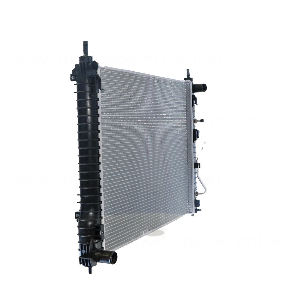 NEW Radiator FOR Holden Captiva 2.4L/3.2L Engine Code-Z24SED PETROL Manual/Auto