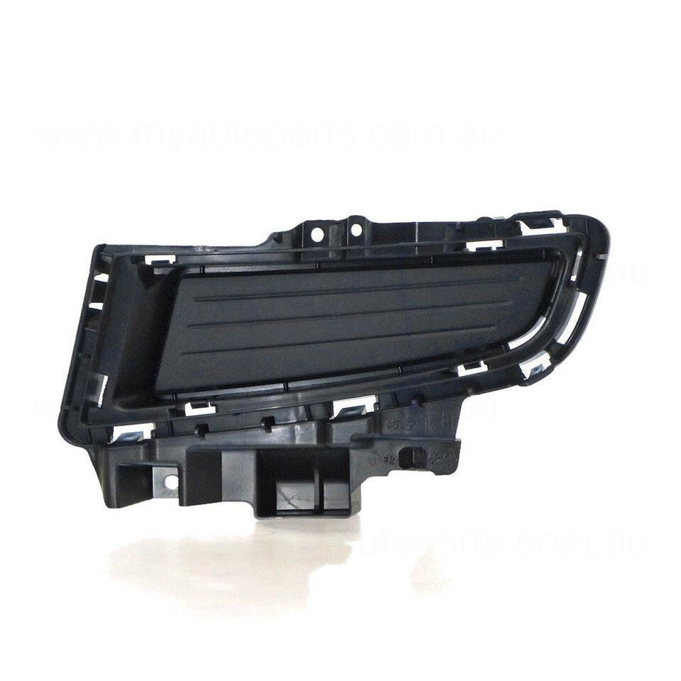 GENUINE PASSENGER SIDE FOG LIGHT COVER BEZEL FOR Mazda 3 BK Sedan 2006 to 2009