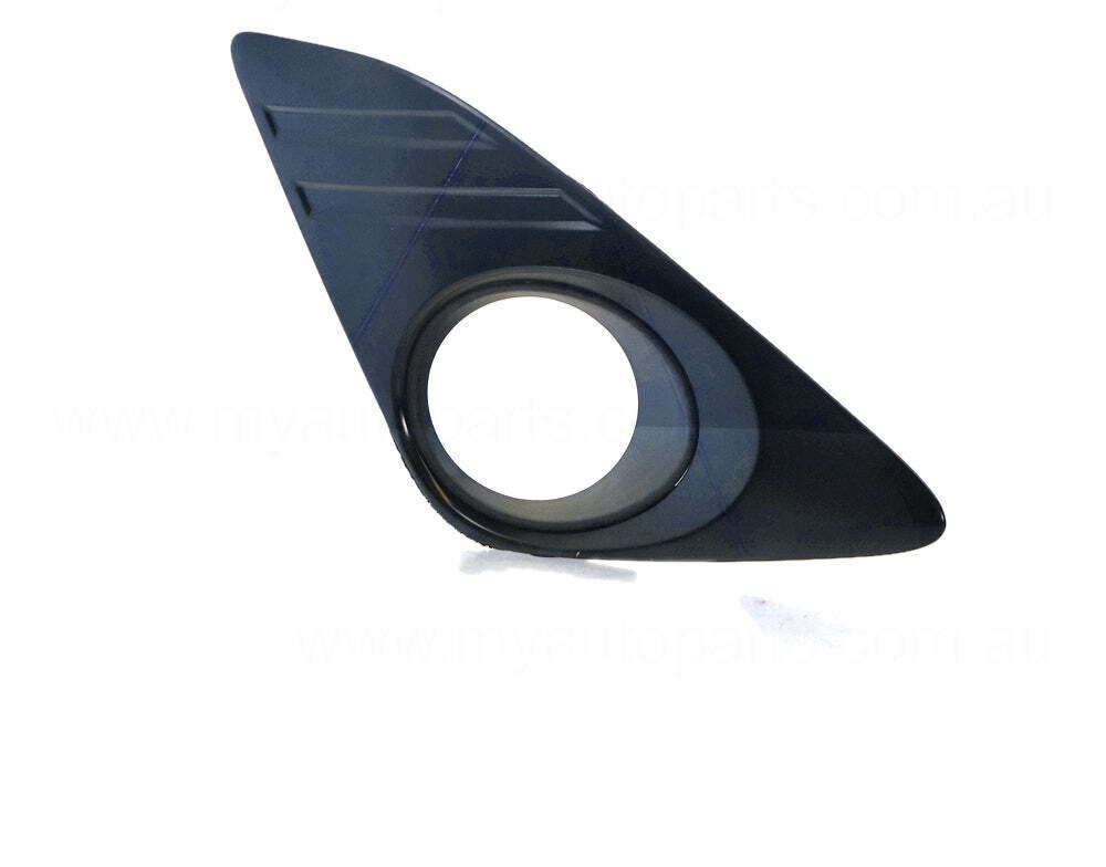 GENUINE RIGHT SIDE FOG LIGHT COVER FOR Toyota Camry RZ ASV50R 6/2014 to 4/2015