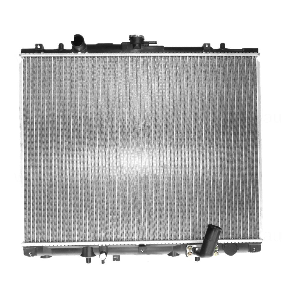 NEW Radiator FOR Mitsubishi Triton 2.8L 4Cyl 4M40 Diesel 09/1996-05/2006 MANUAL