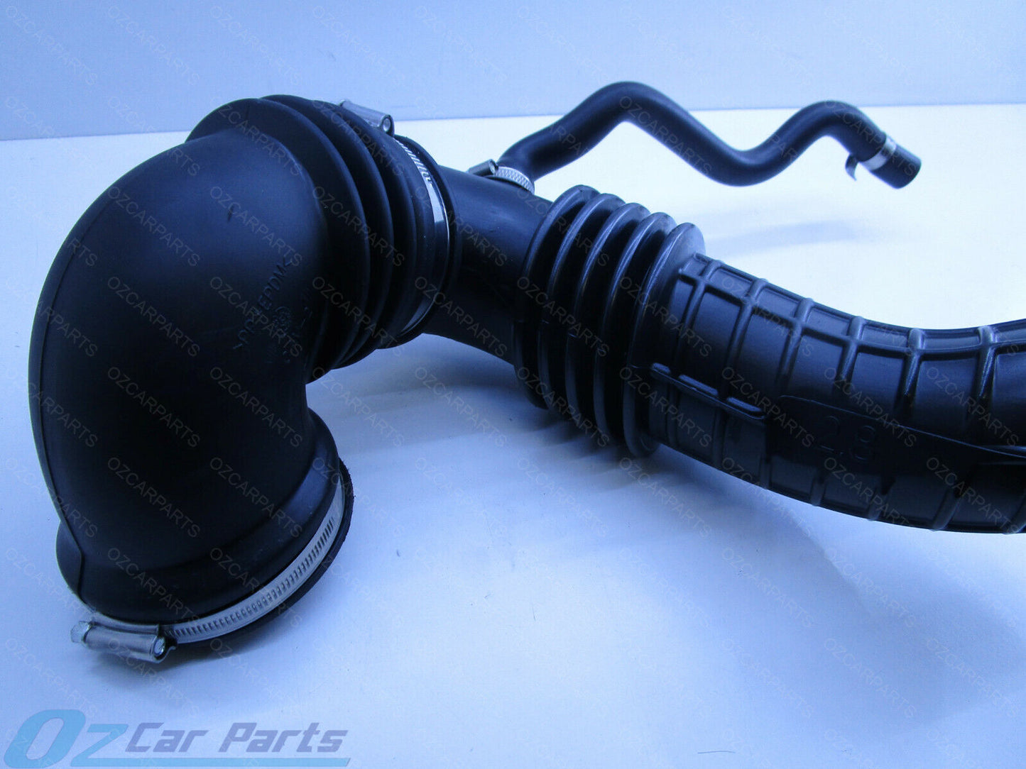 AIR BOX HOSE PIPE RG Colorado 2.8 Turbo Diesel GENUINE Air Cleaner HOSE PIPE NEW