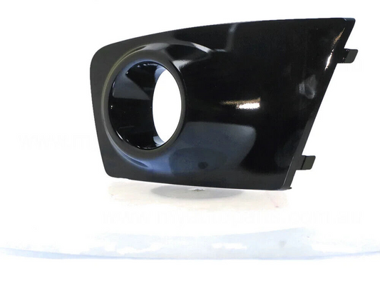 GENUINE FRONT LEFT FOG LIGHT COVER BLACK COLOUR FOR MITSUBISHI TRITON 8/09-3/15