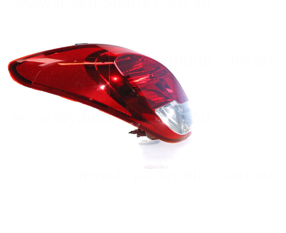 GENUINE PASSENGER SIDE TAIL LIGHT FOR Hyundai i20 PB 6/2012-8/2015 Tail Lamp