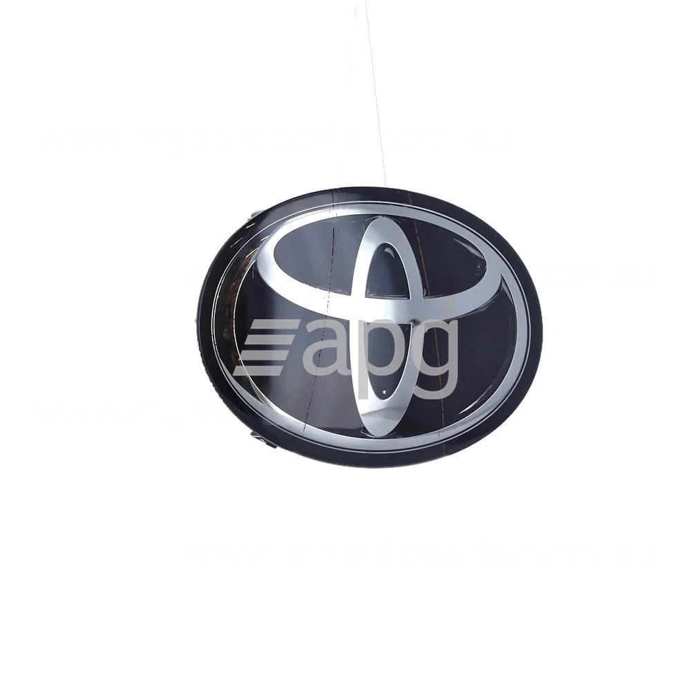 GENUINE FRONT GRILLE BADGE EMBLEM FOR Toyota RAV4 AXAA54R 01/2019 to 09/2022