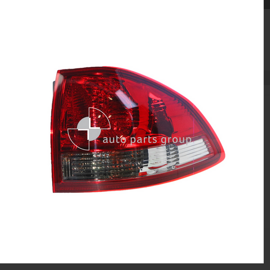 GENUINE RIGHT TAIL LIGHT FOR MITSUBISHI CHALLENGER PC WAGON 7/2013-12/2015