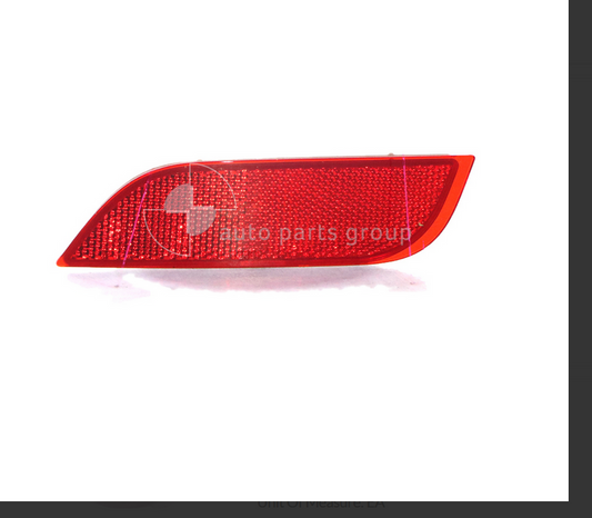 GENUINE RIGHT REAR REFLECTOR FOR SUBARU IMPREZA G3 RX 9/2008-7/2010