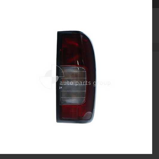 NEW RIGH TAIL LIGHT FOR NISSAN NAVARA D22 4WD DUAL CAB 10/01-1/08 6 PIN PLUG TYP