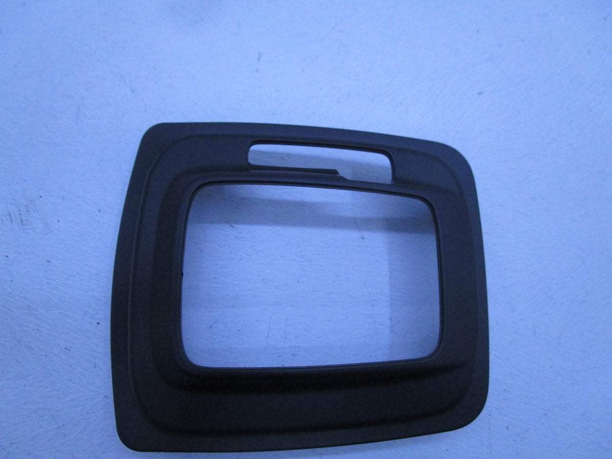 NEW MATTE BLACK CENTER COVER AUTO FOR HOLDEN COMMODORE VF WN V6 V8 ALL