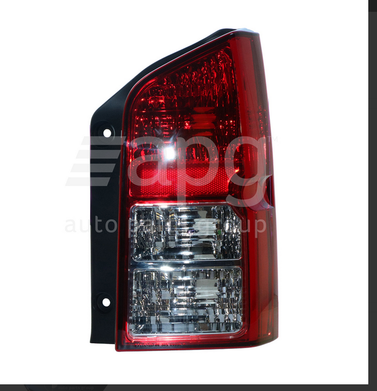 NEW RIGHT TAILLIGHT REAR LAMP FOR Nissan R51 Pathfinder 5/2005-10/2013 RED-CLEAR