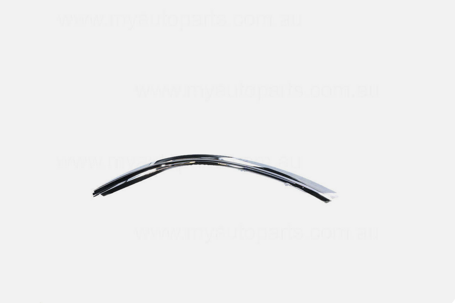 GENUINE LEFT HEADLIGHT FILLER PANEL FOR Toyota Corolla ZRE172R 12/2013-11/2016