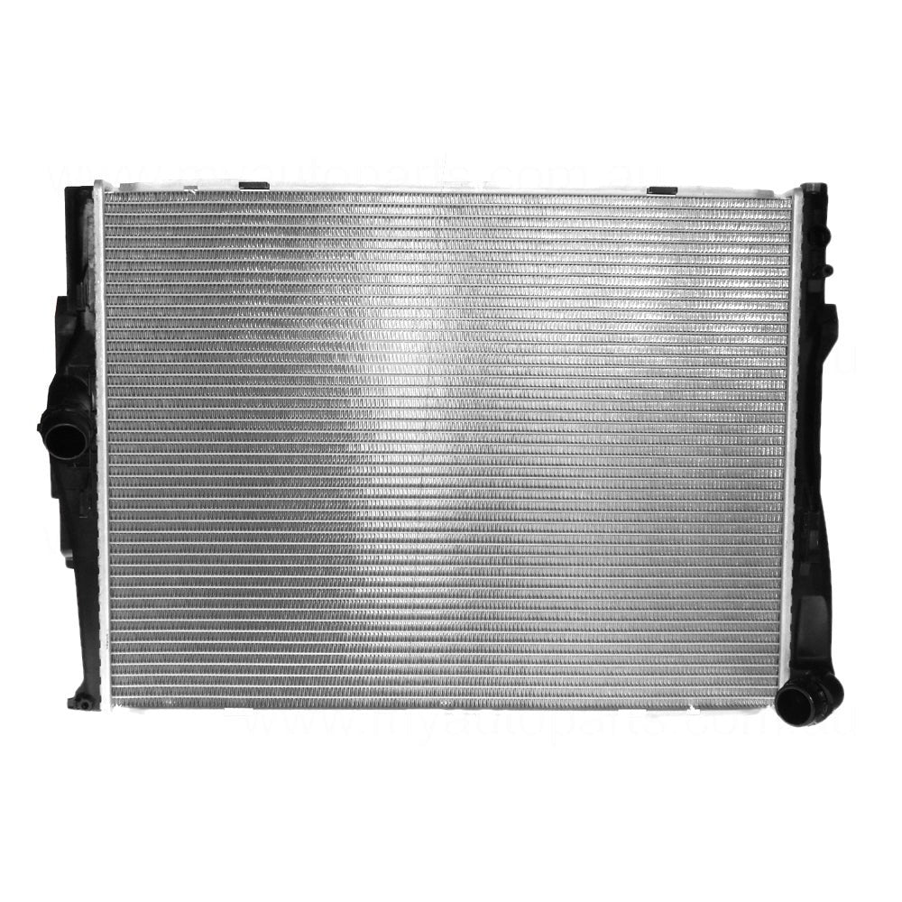NEW Radiator FOR Bmw 1 Series MA 3S E90-93 2.0L-3.0L 07/2011 to 12/2013 MANUAL
