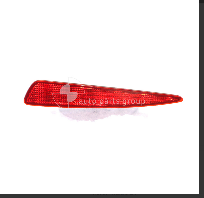 GENUINE Rear Bar Reflector RH FOR TOYOTA COROLLA ZRE182-R 8/2012-3/2015 HATCH