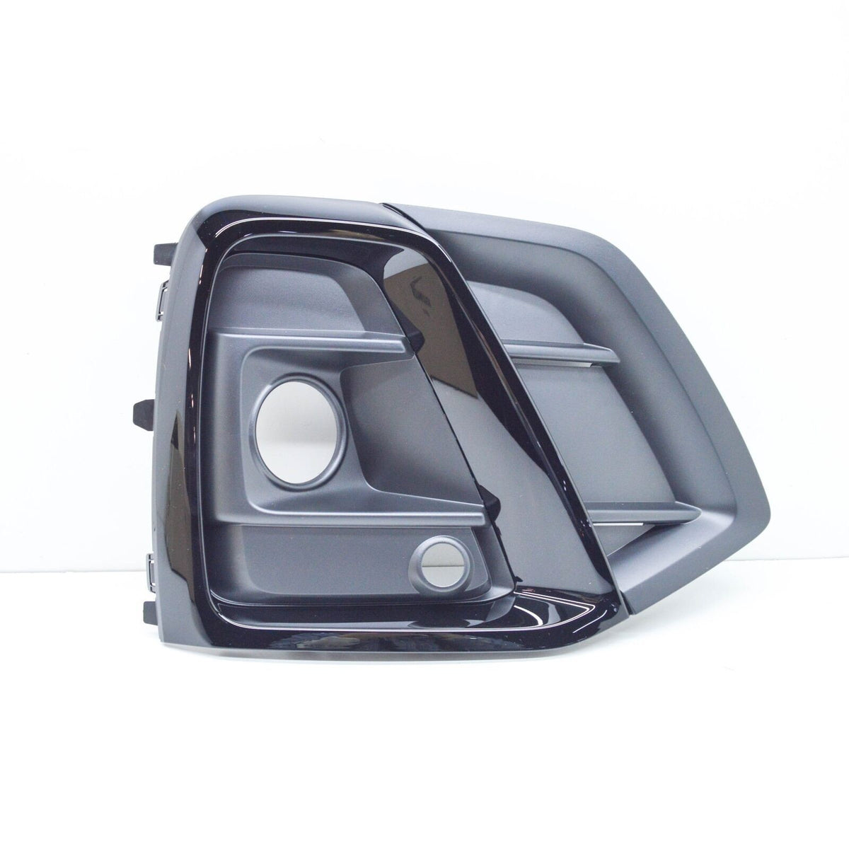 GENUINE FRONT RIGHT FOG LIGHT COVER FOR Audi Q5 FY 7/2023-9/2024 80A807680AGBMT