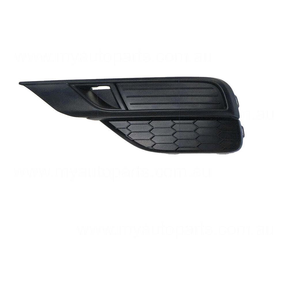 GENUINE PASSENGER SIDE FOG LIGHT COVER BEZEL FOR Honda CR-V VTi RM 11/2014-6/17