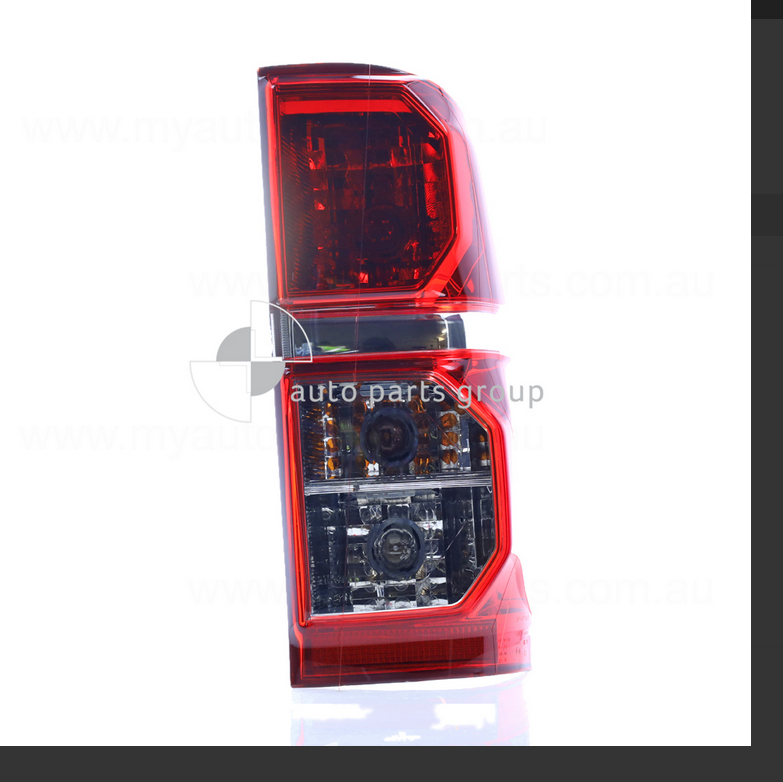 GENUINE RIGHT TAIL LIGHT FOR TOYOTA HILUX 7/2011-4/2015 WITH WIRING KUN26R