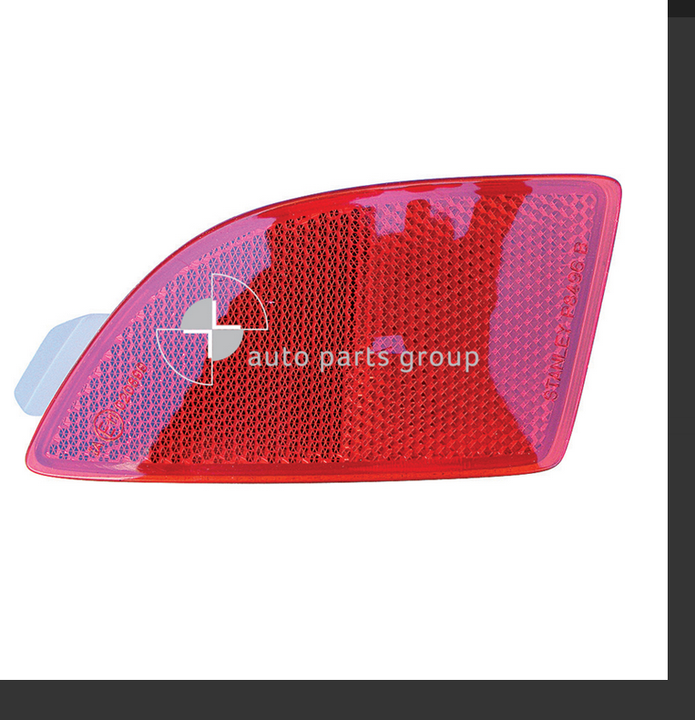 GENUINEREAR BAR LEFT REFLECTOR FOR MAZDA 3 BL HATCH 3/2009-8/2011