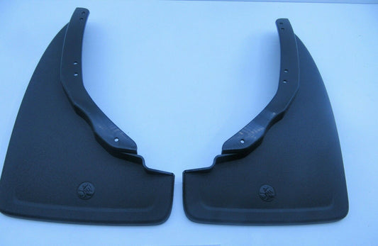 REAR Mudflap PAIR GENUINE VF SS SSV SV8 CHEVROLET CALAIS Sedan GENUINE COMMODORE