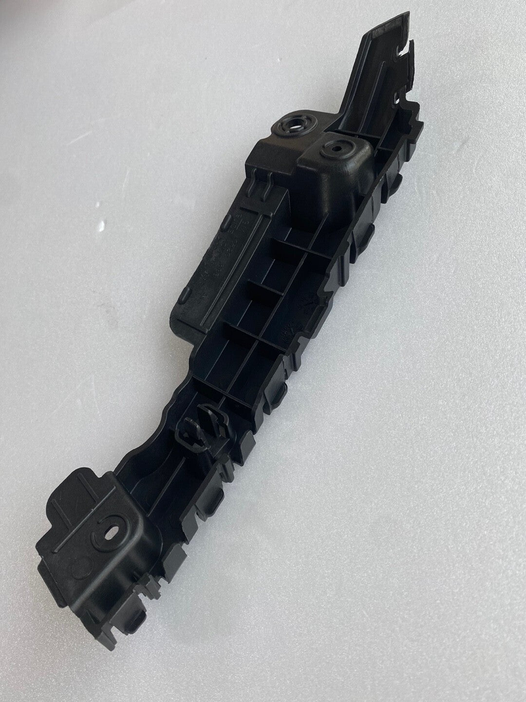 GENUINE Front Bumper BAR DRIVER SIDE BRACKET FOR Holden CRUZE 2009-2015