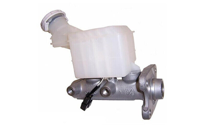 New Brake Master Cylinder For MITSUBISHI DELICA . 3D Van 4WD 1994 - 1997