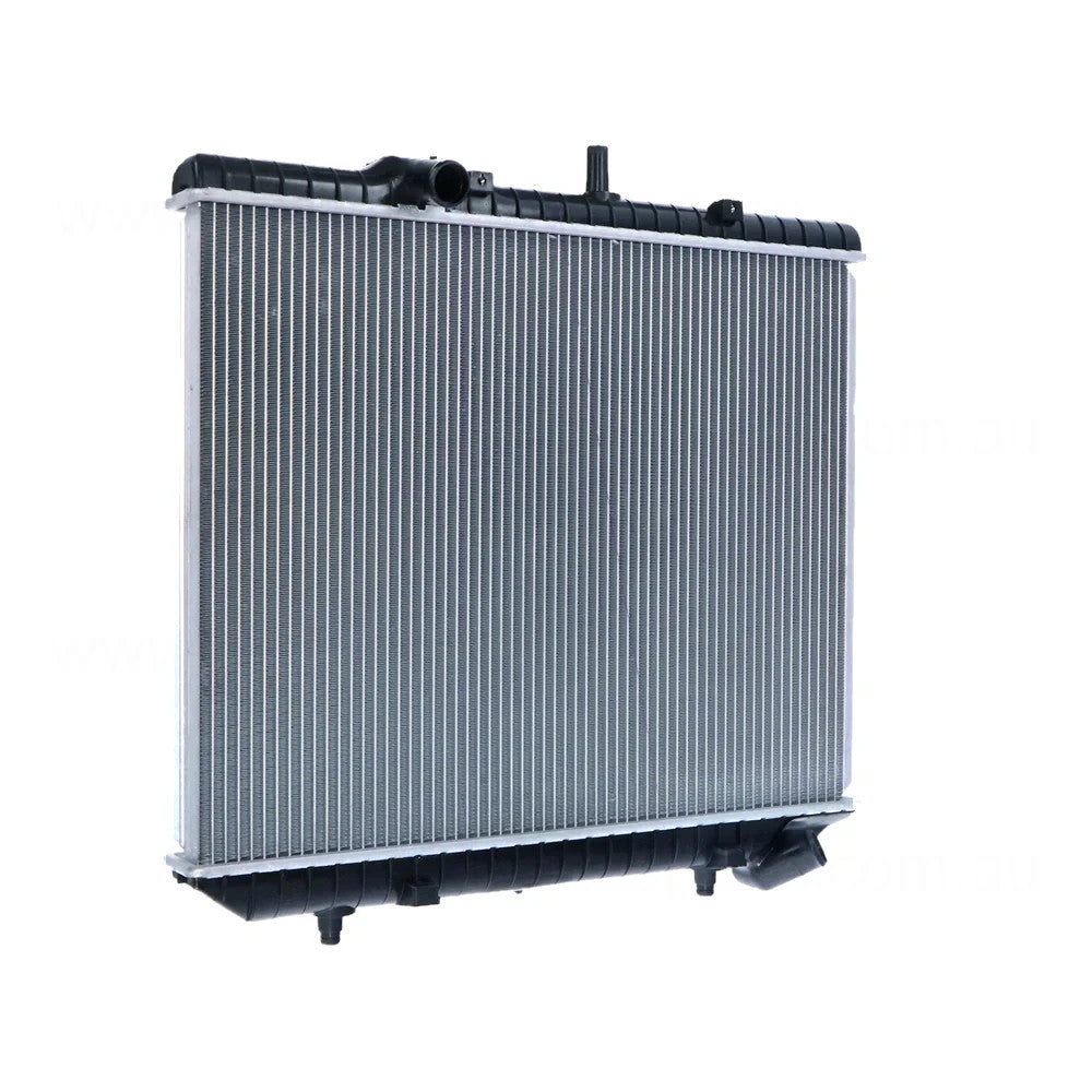 NEW Radiator FOR Mercedes-Benz Van 2.9L D29 5Cyl Diesel 10/1999-11/2004 MANUAL