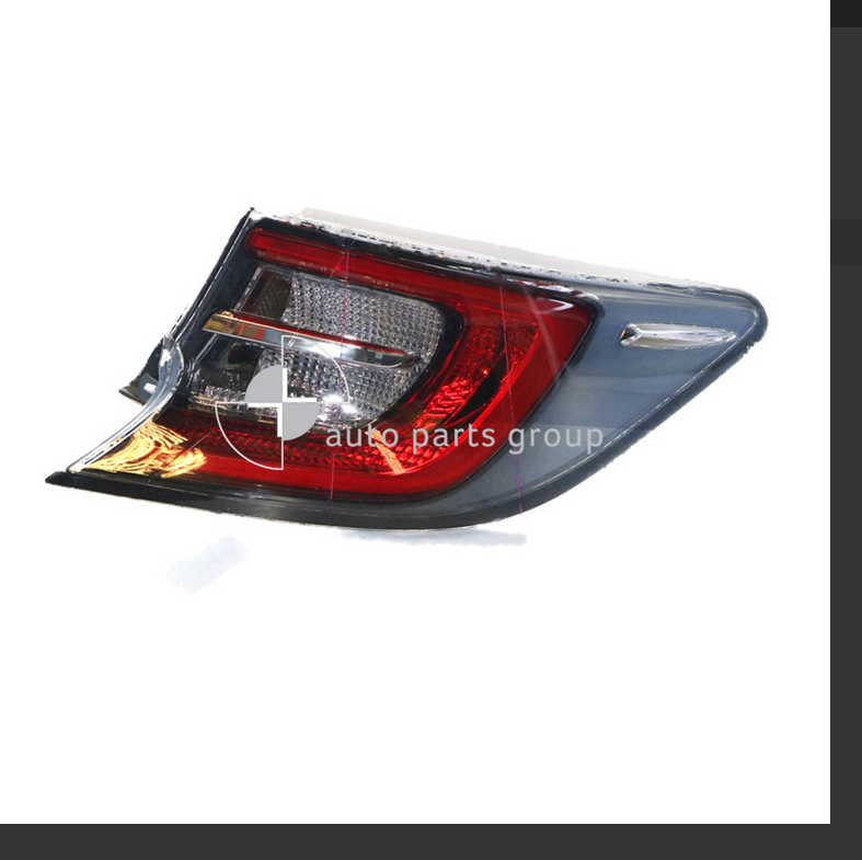 GENUINE RH TAIL LIGHT FOR TOYOTA COROLLA ZWE211R Hybrid HATCH 8/18-ON LED TYPE