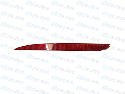 Rear Passenger Bumper Bar Reflector Genuine for Holden Commodore VF Evoke Calais Sedan