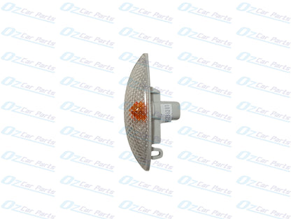 Right Front Guard Flasher Blinker with Globe for Toyota Echo Hatch 1999 - 2005