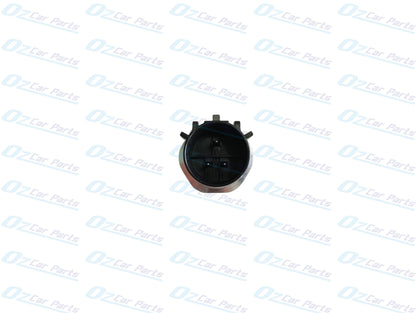Oil Pressure Switch Sensor 3-Pin Genuine for Holden Commodore VF WM V8 6.0L 6.2L