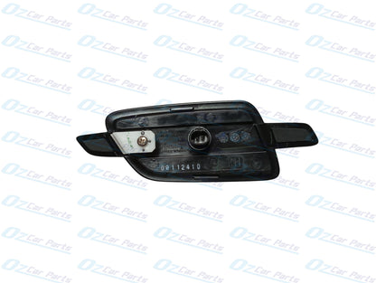 Driver Side Guard Blinker Flasher Indicator Genuine for Holden Commodore VE 2006 - 2013