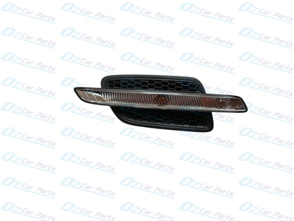 Passenger Side Guard Blinker Flasher Indicator Genuine for Holden Commodore VE 2006 - 2013