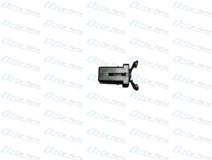 Centre Console Storage Door Latch Clip Genuine for Holden Commodore VT VX VY VZ 1997 - 2007