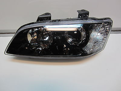 HOLDEN COMMODORE VE SERIES 1 SSV CALAIS HEADLIGHT passenger side Left side NEW